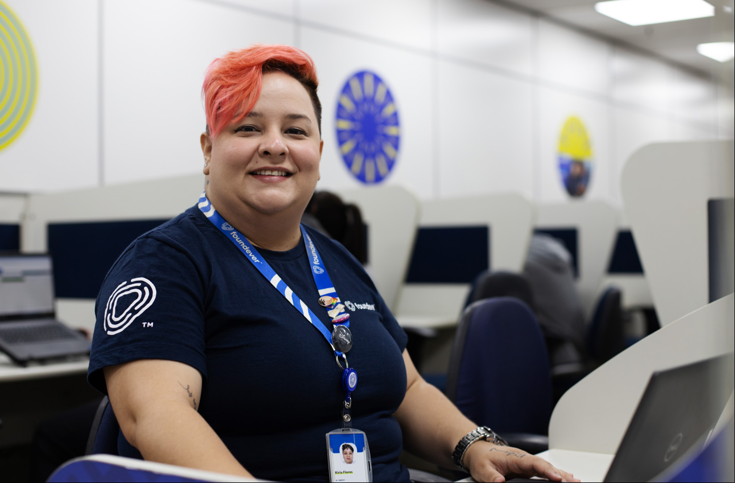 Kiria Flores, venezuelana contratada pela Foundever Kiria Flores, venezuelana contratada pela Foundever