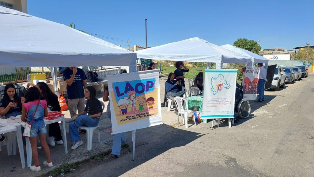 Liga Acadêmica de Odontologia Psicossocial da UFJF atende crianças e adolescentes refugiados