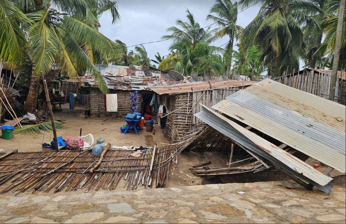 Um abrigo está em ruínas em Pemba, província de Cabo Delgado, depois que o Ciclone Chido atingiu o norte de Moçambique Um abrigo está em ruínas em Pemba, província de Cabo Delgado, depois que o Ciclone Chido atingiu o norte de Moçambique