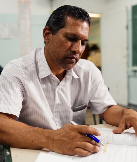 Curso de português Curso de português