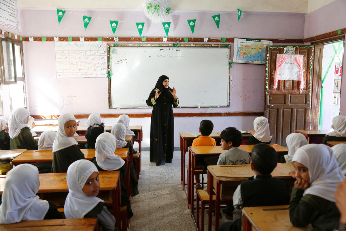 Yemen. Una trabajadora humanitaria yemení gana el Premio Nansen de ACNUR para Medio Oriente y el Norte de África.